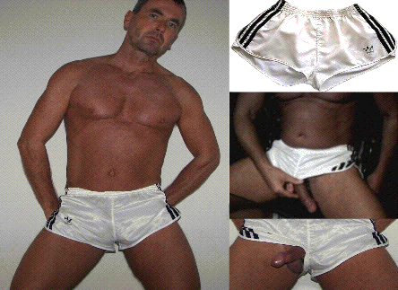 Video 105 : Ray in his sexy white Adidas Glanzshorts Sprinter