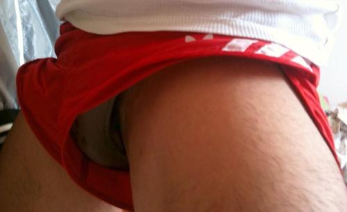 See more sleazy Shorts Crotches like this here:
https://www.flickr.com/photos/8465325@N02/